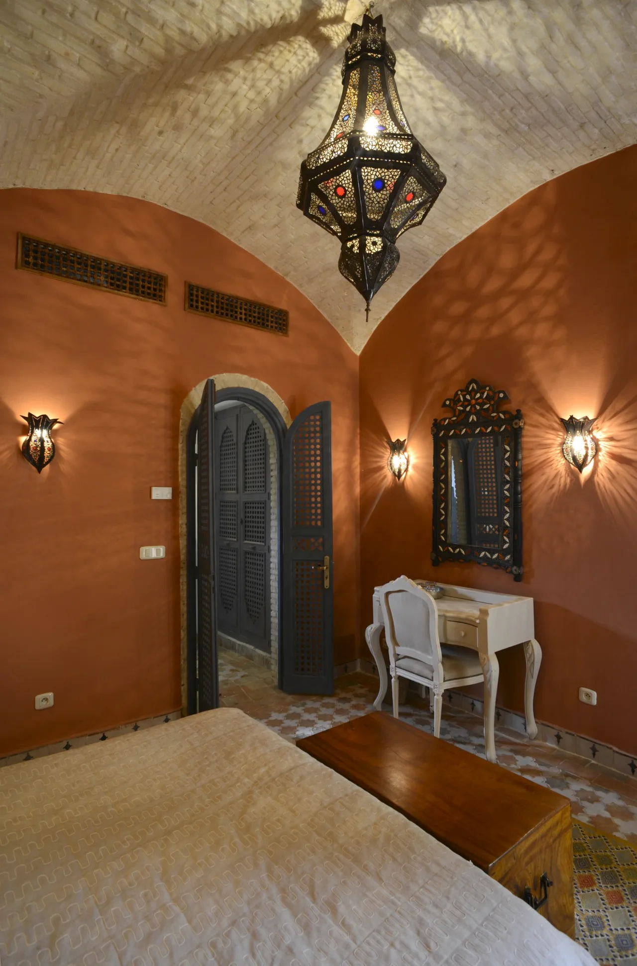 Tozeur, Tunisia - Gateway to the Sahara with palm oases, brick architecture, and desert adventures